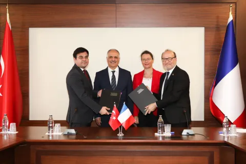 French Development Agency (AFD) signed a grant agreement with the Ministry of Treasury and Finance of Turkish Republic on behalf of DG Forests (OGM) 